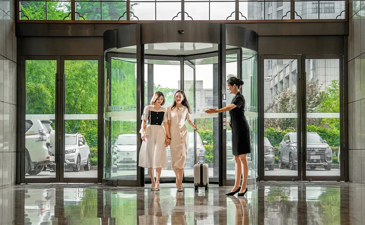 Great Wall Holiay Inn (Yichang Three Gorges Wuyue Plaza Yiling Wanda stored) фото 2