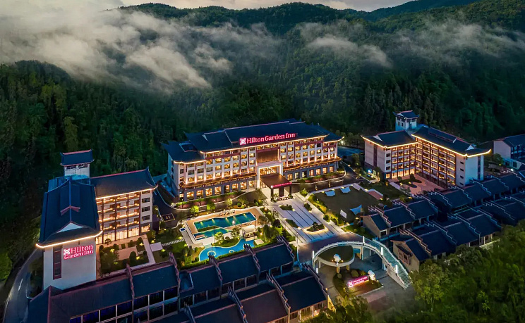 Hilton Garden Inn Zhangjiajie Wulingyuan фото 1