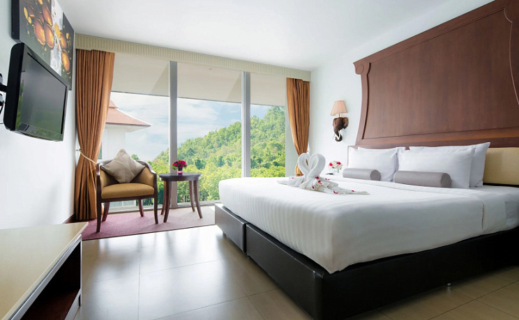 Aiyara Grand Hotel 3