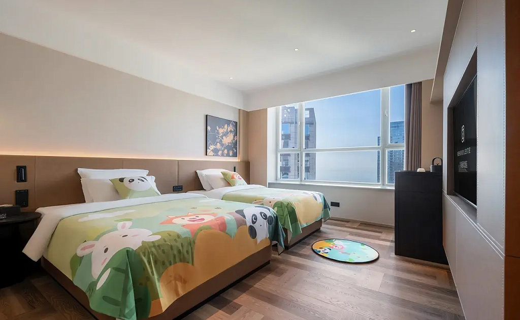 Mehood Lestie Hotel